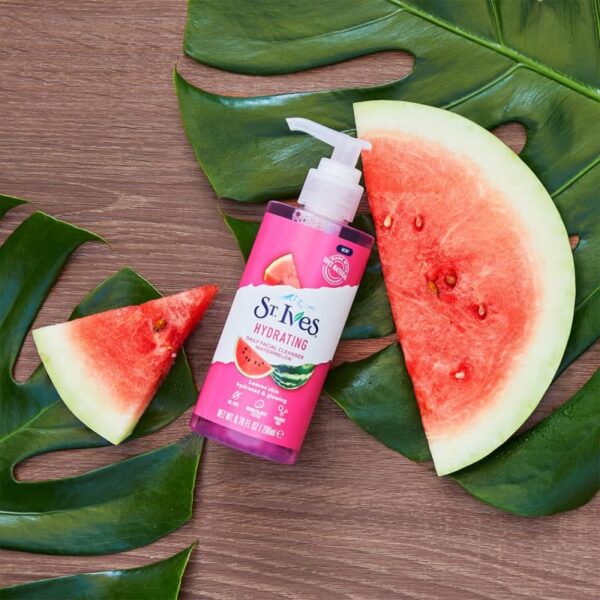 St. Ives Hydrating Daily Cleanser Watermelon 200ml - Image 2