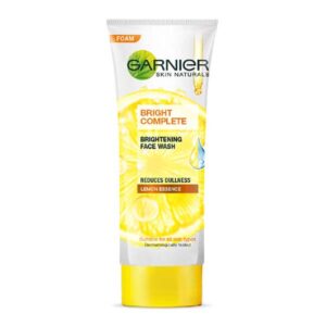 Garnier Foam Bright Complete Vitamin C + Lemon Clears Dullness Facewash 100gm