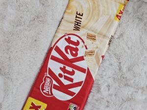 Kit Kat 4 Fingers White Chocolate Bar 4 Pack