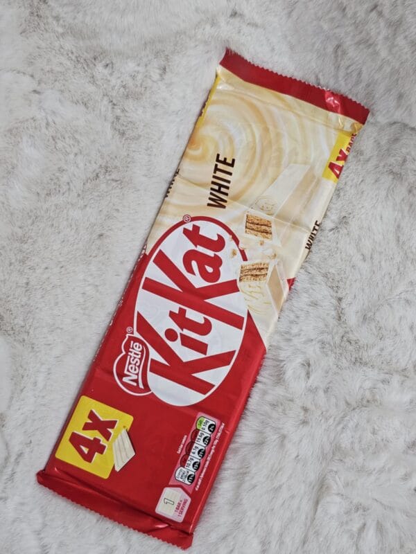 Kit Kat 4 Fingers White Chocolate Bar 4 Pack