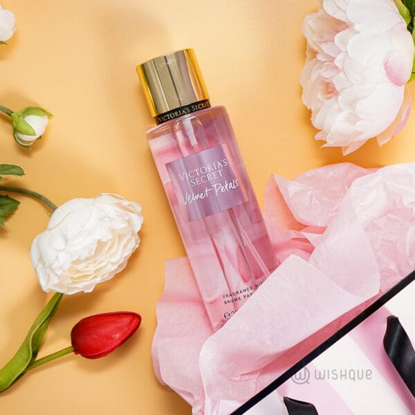 Victoria's Secret Velvet Petals Fragrance Mist, 250ml