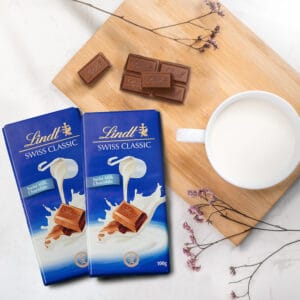 Lindt Swiss Classic Milk Chocolate, 100g