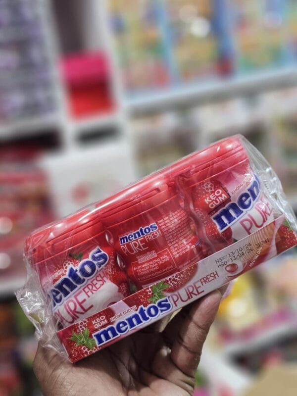 Mentos Gum Strawberry | Mentos Pure Fresh Sugar-free Chewing Gum | 6 Bottles x 30pcs