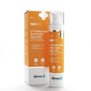 The Derma Co Ultra Matte Sunscreen Gel with SPF 60 PA+++ (50g) is a high-protection sunscreen designed to shield your skin from harmful UV rays while offering a lightweight, non-greasy formula. It is particularly suitable for individuals with oily or acne-prone skin, as it provides a matte finish and controls excess oil throughout the day.