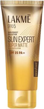 Introducing Lakme Sun Expert - your daily sunscreen lotion that's light enough to be used every day. Enriched with the goodness of cucumber, lemongrass, and Vitamin B3, this sun screen protector for men has been tested by dermatologists and is perfect for all skin types. The lightweight formula of the sun screen protector for women provides broad-spectrum UV protection, shielding your skin from both UVA and UVB rays. The sunscreen for women with SPF 24 blocks up to 91% of harmful UVB rays, preventing tanning and sunburns. The PA++ present in this sunscreen shields your skin from UVA rays that cause dark spots, premature ageing, and skin darkening
