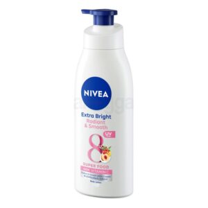 Nivea Extra White Radiant & Smooth Lotion With 40x Vitamin C 550ml with UV filter to protect skin from UV Rays, contains a mix of deep natural essential ingredients such as a 40 times Vitamin C formula to moisture while gently whitening the skin